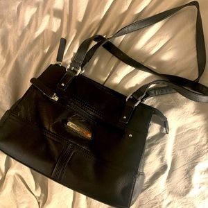 Black Stone Mountain Shoulder bag!